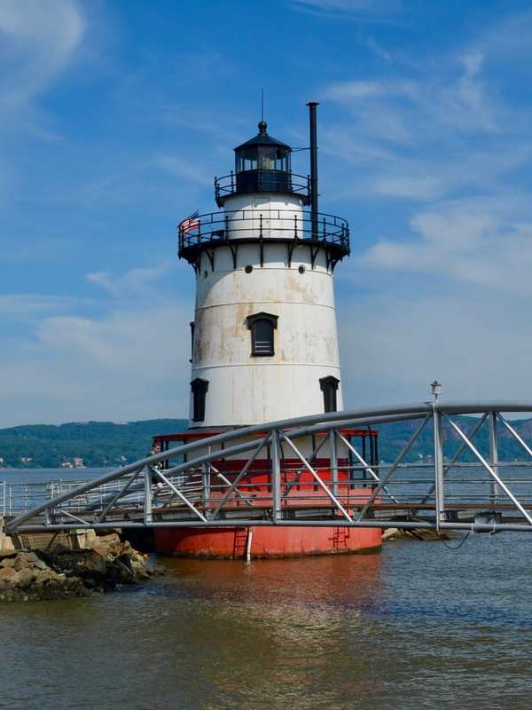 1883 Lighthouse At Sleepy Hollow Hopes To Light Up The Holiday Season