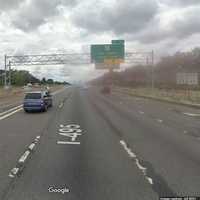 Intoxicated Driver Crashes Into Vehicle On LIE In Brentwood, 2 People Injured, Police Say