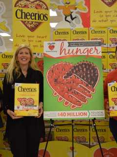 ShopRite Associates In Croton Lend A Hand For Hunger