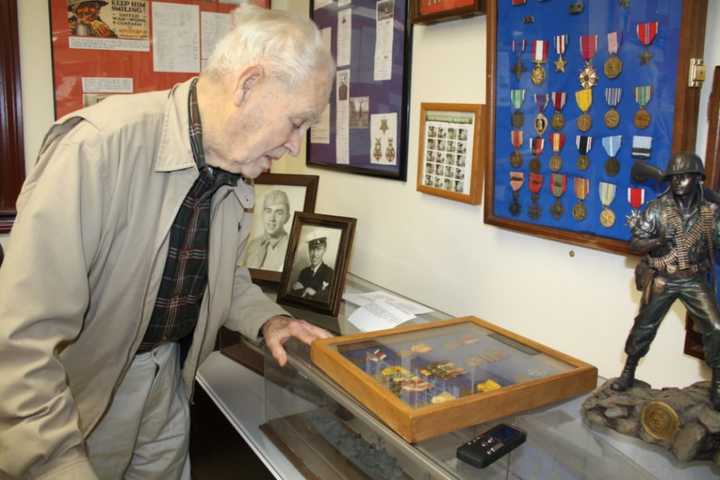World War II Vet, 97, Donates Artifacts To Putnam Veterans Museum