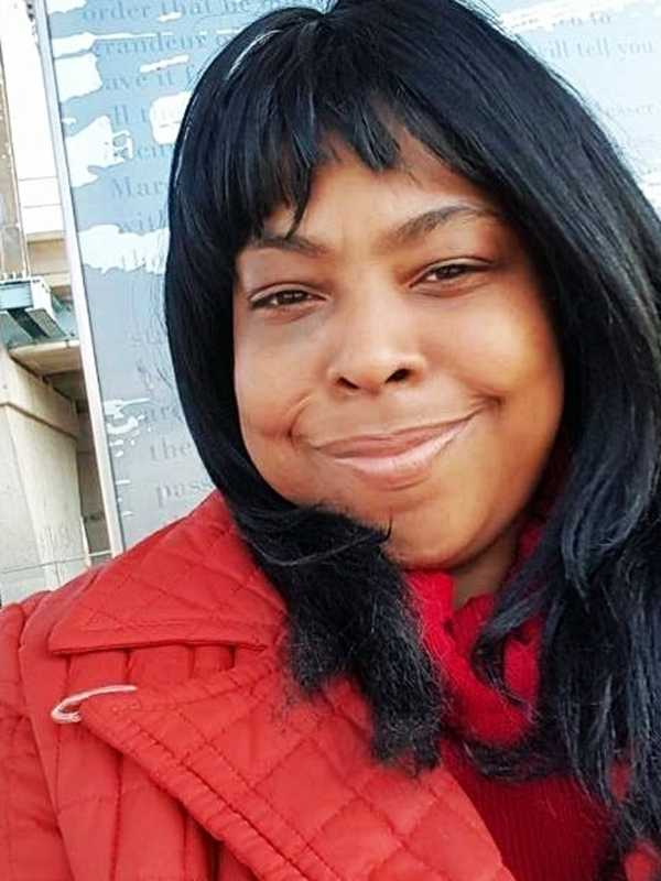 Lucinda Evans, 37, Stamford Resident