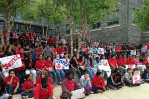 Peekskill Middle School Students Show Support For Farmworkers’ Rights