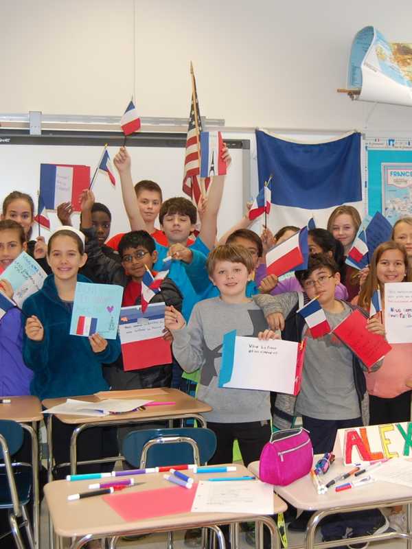 Darien Sixth-Graders Support Students In Paris After Terror Attacks