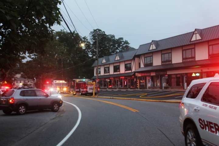 Mahopac and Mohegan FD set up for an interior attack at Lake Boulevard Friday night.