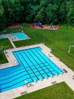 Mahwah Holding Registration For Municipal Pool Memberships