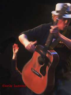 Award Winning Singer-Songwriter Performs At Hyde Park Library