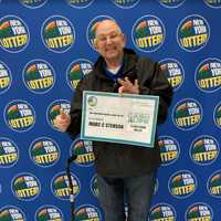 NY Man Wins $1,000 A Week CASH4LIFE Prize