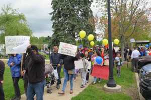 More Than 500 People Rally For Immigrants In Mount Kisco