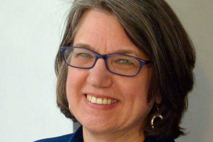 Cresskill Library Organizes Program On Essential Oils