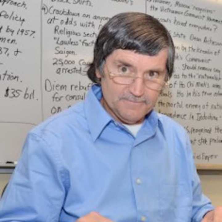 Historian Mark Albertson will be among panelists debating the National Popular Vote Compact Thursday evening in Westport.