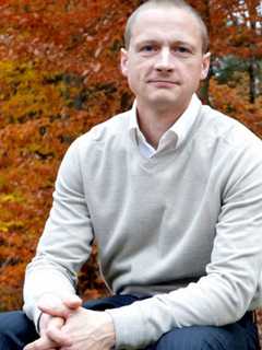 Newtown Man Hopes To Challenge Esty For Congress