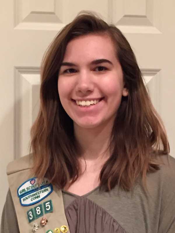 Ridgefield Girl Scout Helps Families Keep Their Pets To Earn Gold Award
