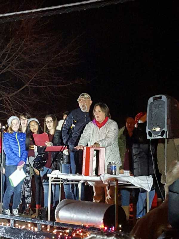 Hen Hud Athletic Trainer Meg Greiner Helps Light Up Montrose Holiday Tree 
