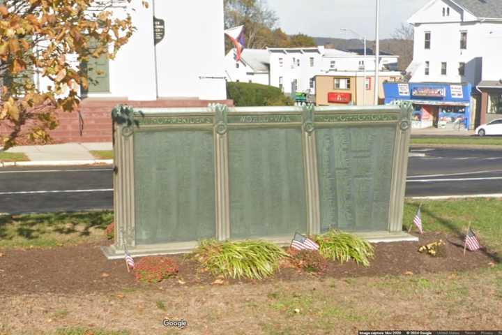 WWI Memorial Damaged In Meriden Hit-Run, Suspect At Large: Police