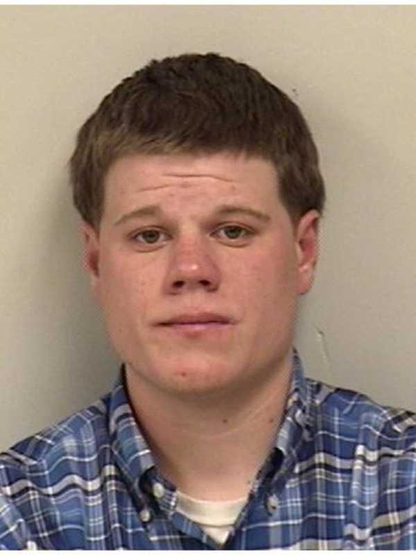 Salesman Can't Land Sale, Throws Rocks At Westport Eatery
