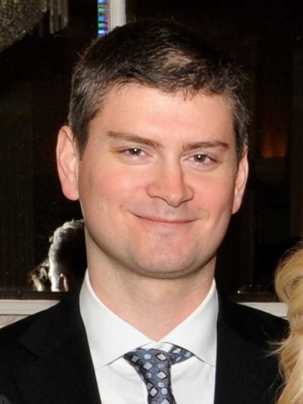 Former CT Resident Gets Star On Walk Of Fame: 'The Office' Producer Michael Schur Honored