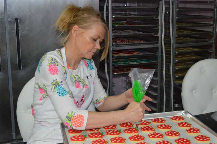 Waldwick Cookie Boutique Thrives On Creativity