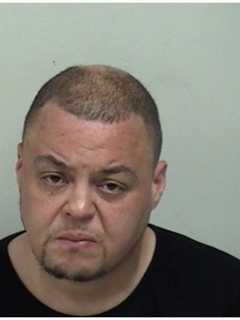 Suspects In Westport, Fairfield Car Burglaries Lead Police On Chase