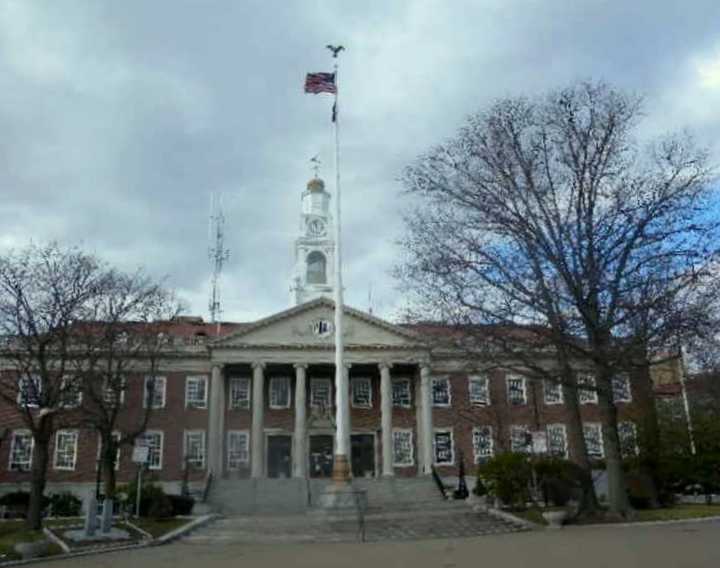 Mount Vernon City Hall.