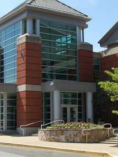 Norwalk Community College Holds Walk-In Registration For Spring Classes