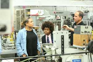 Watch Englewood Entrepreneur, 13, On Primetime Series