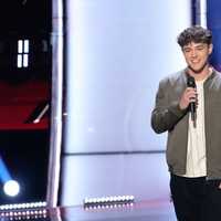 <p>Zach Newbould had judges on &quot;The Voice&quot; fighting for him to join their team during a blind audition episode of the popular singing competition on Monday, Oct. 3.</p>