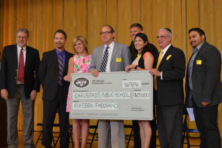 PHOTOS: New York Jet Nick Folk Visits Carlstadt School