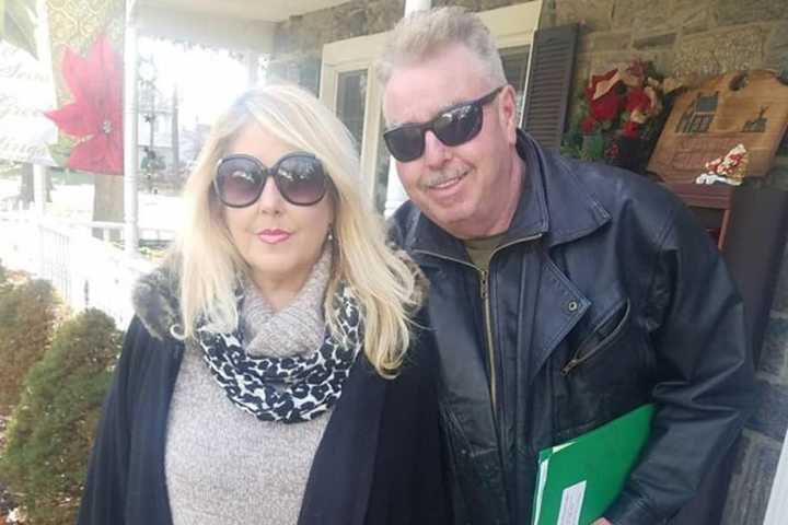 Support Flows For Paramus Widow Fighting Cancer