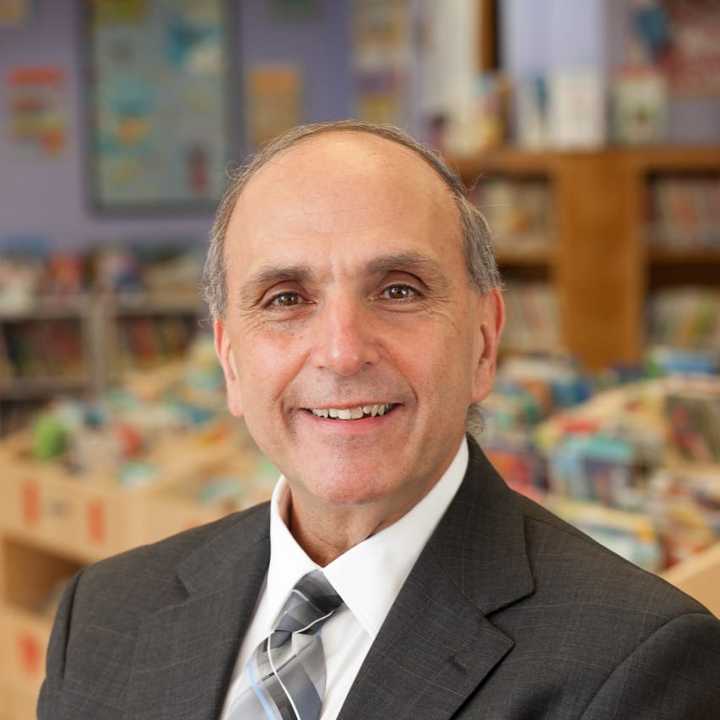 Dr. Ralph Napolitano
