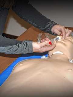 New Canaan Paramedics Have Used Narcan Eight Times In Two Years