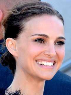 Syosset HS Grad Natalie Portman Cast As Thor