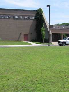 Athletic Director Offers Board Options For New Canaan High School Fields
