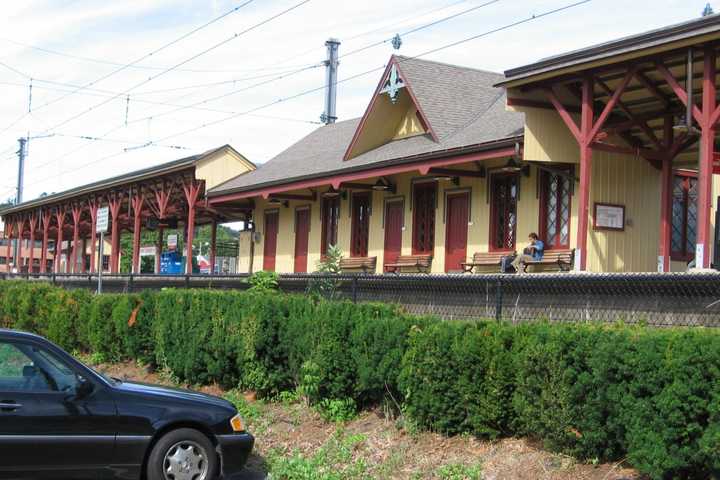 Suspicious Package Leads To Metro-North New Canaan Branch Delays