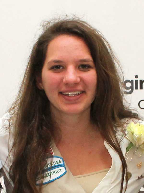 New Fairfield Girl Scout Curbs Zebra Mussels In Lake To Earn Gold Award