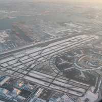 FAA Slashes Newark Flights Through 2025 — Here’s What It Means For You