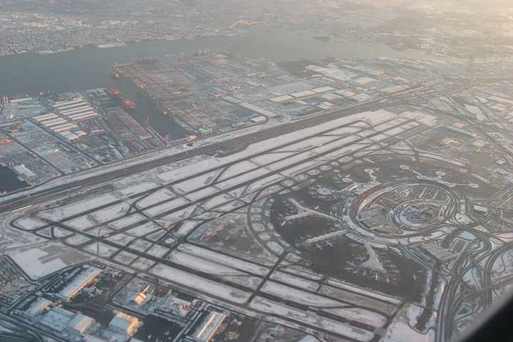 Ground Stop Issued For Newark Airport Following Earthquake