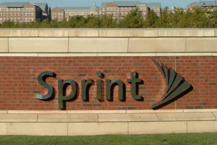 Sprint Must Pay Record $330M Settlement To New York