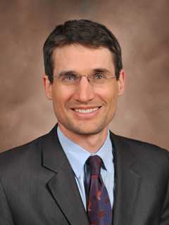 New Valley Surgeon Helps Make Back Pain A Thing Of The Past