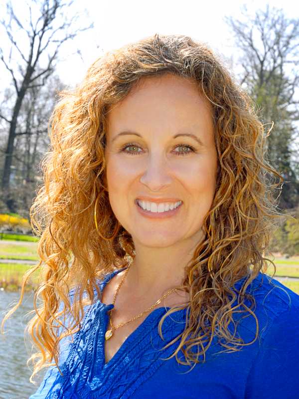 Fairfield County Travel Expert Shares Tips For 'Packing It In' On Vacation