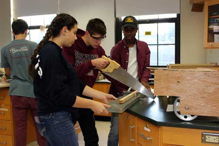 Ossining Creates STEM Certificate Program For Students