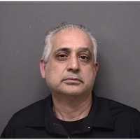 Man Charged With DUI After Crash In Darien