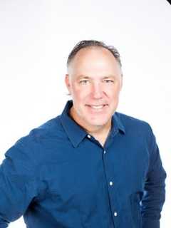 Pelham Resident, Others To Be Honored By Connecticut University
