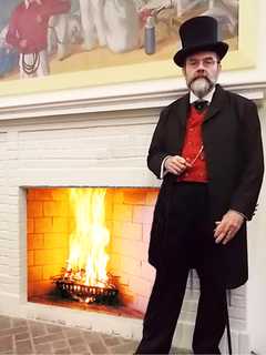 Larchmont Librarian Frank Connelly Presents 'A Christmas Carol'