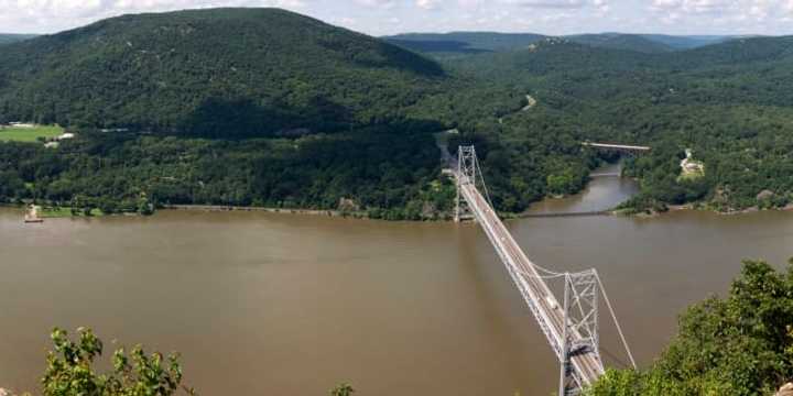 Bear Mountain Bridge