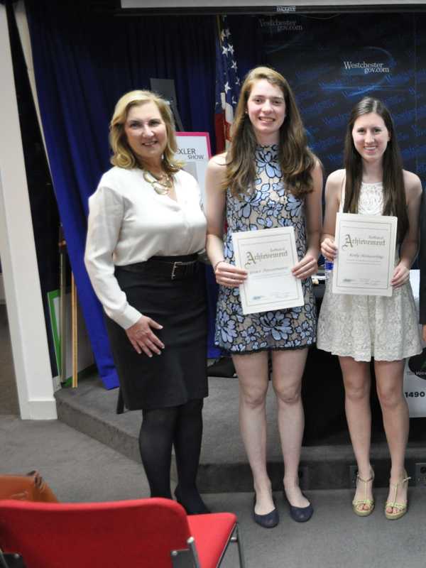 Seniors At Sacred Heart Greenwich Honored For Primate Research At Bronx Zoo