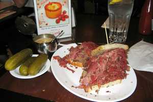 Here Are Five Jewish Delis To Try In Nassau