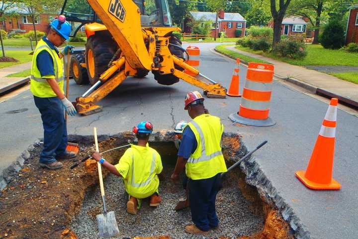 Elmwood Park Seeks Full-Time DPW Worker