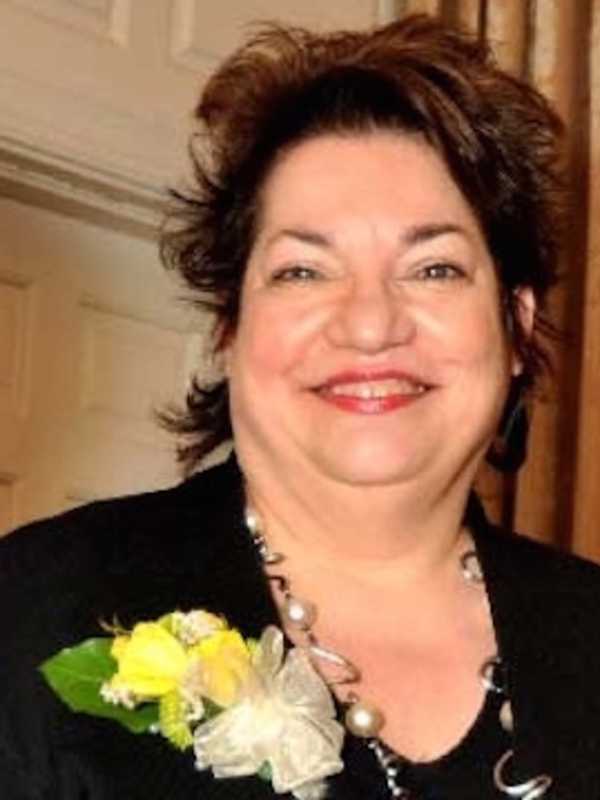 Head Of Women's Campaign School To Speak At Y's Women Meeting In Westport