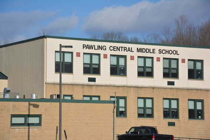 Pawling Middle School Features Science Night