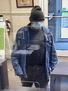 Suspect At Large After CT Bank Robbery